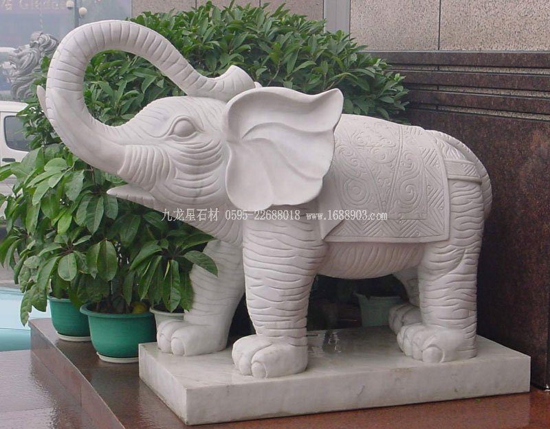 石雕廠家講解石雕大象鼻子的朝向